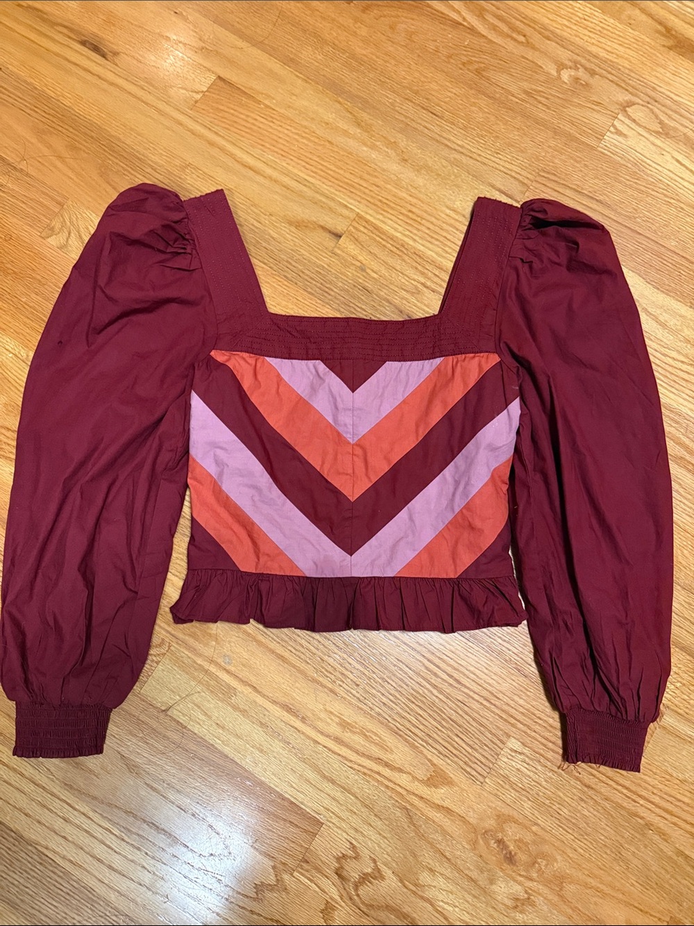 Anthropologie love the label Square-Neck Puff Sleeve Crop Top in Burgundy small